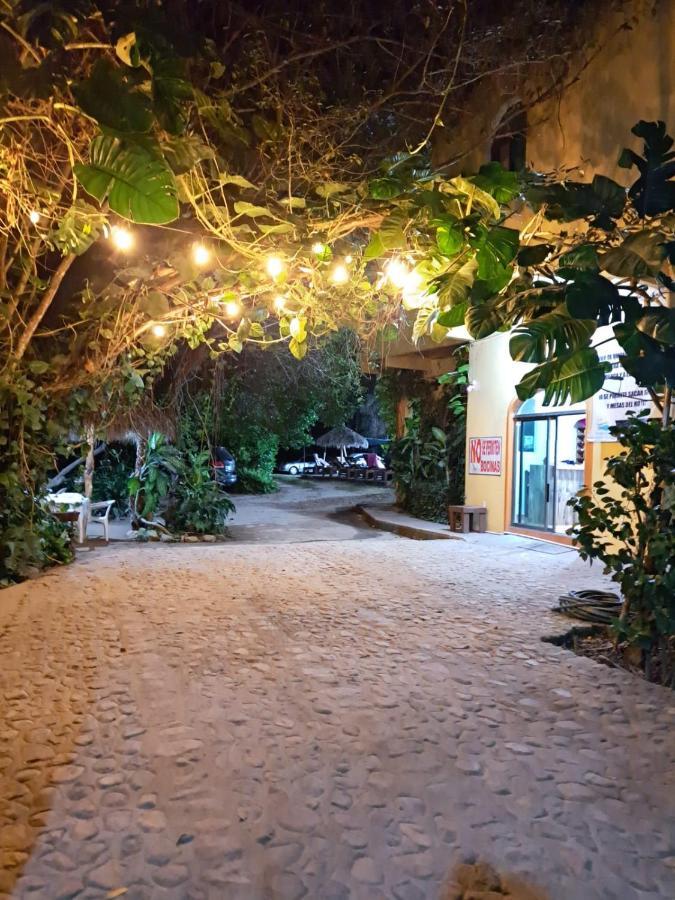 Manglar Pacific Hotel Лос Аяла Екстериор снимка